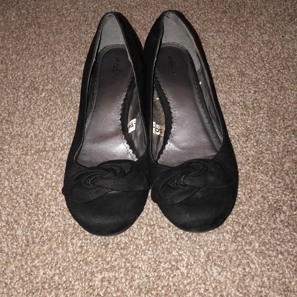 Dress shoes
